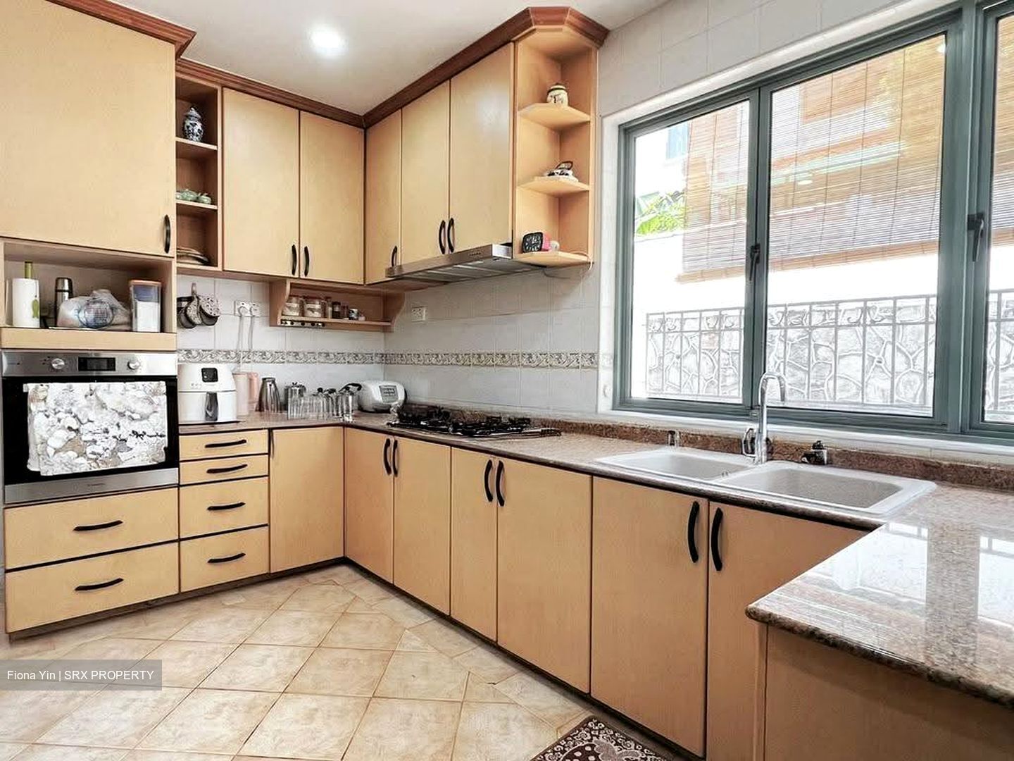 Grove Lane (D10), Terrace #625529521